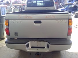 2002 TOYOTA TACOMA, SILVER, SR5 MODEL, CREW CAB, 3.4L, AT, 2WD, Z26351